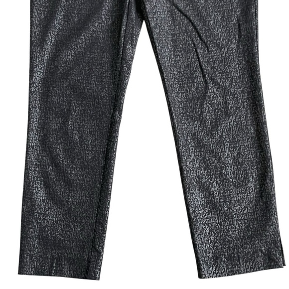Chico’s Brigitte Sliming Pull On Pants Women’s Size 1.5 US 10 Black Ankle Shiny - Picture 6 of 12